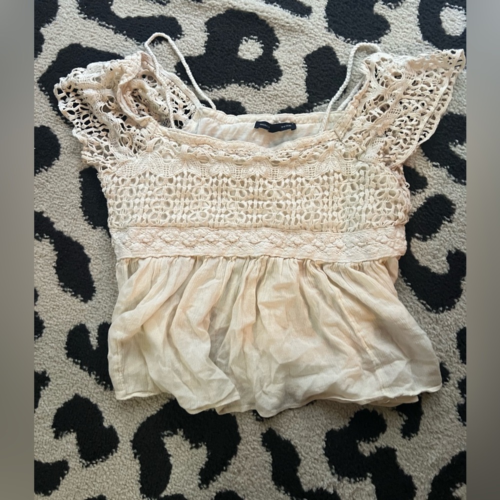 American Eagle Flowy Top